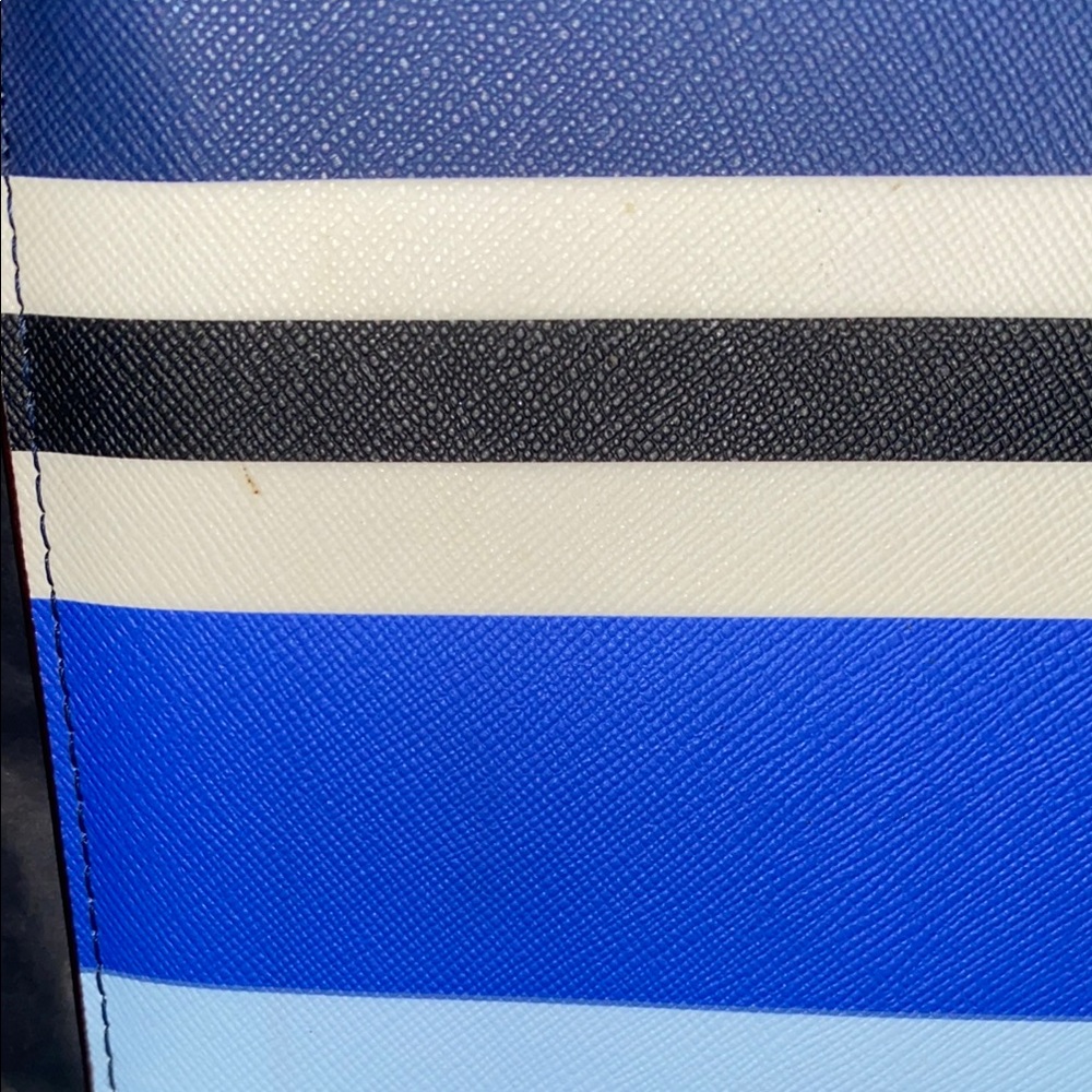Kate Spade Blue Striped Wristlet NWOT 🏷 - Picture 5 of 6